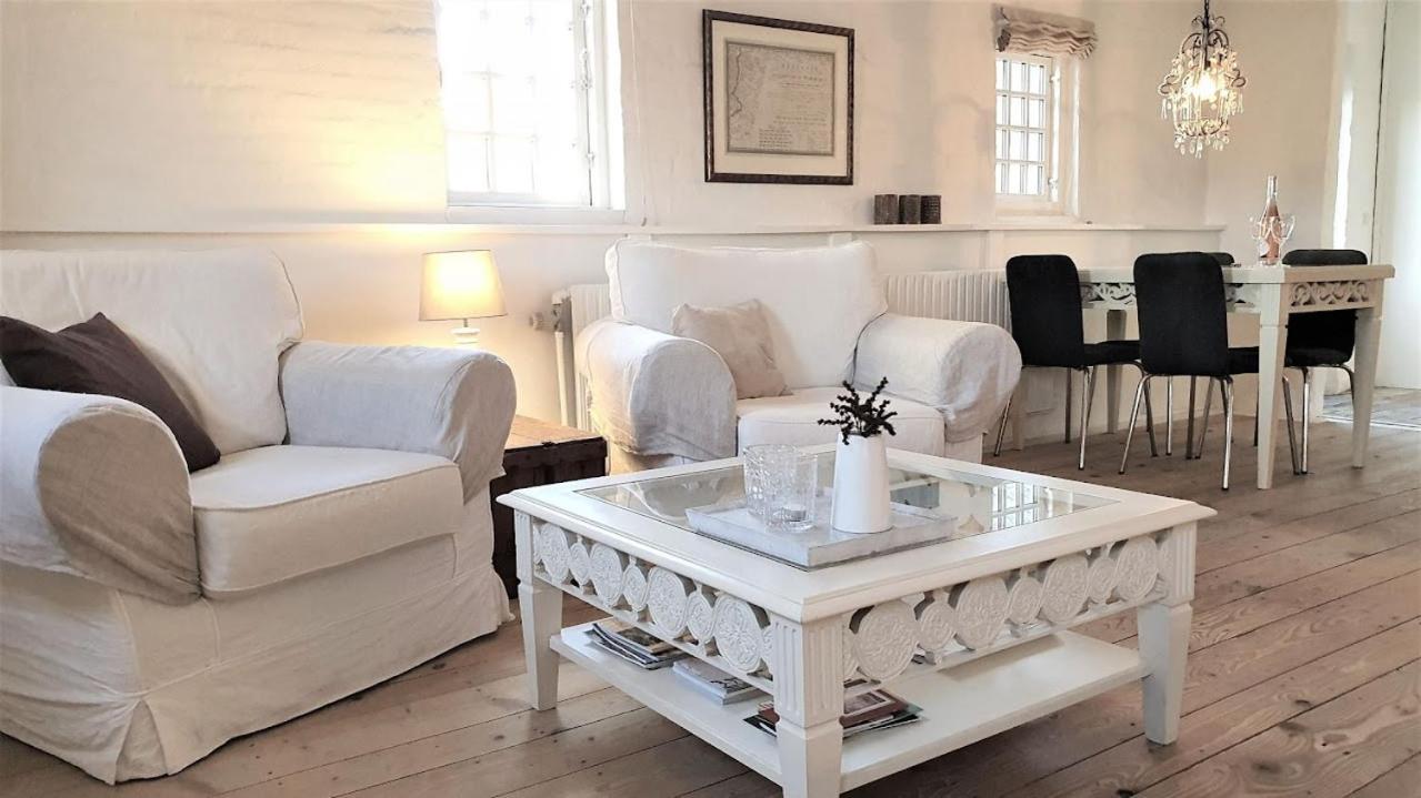Store Ejlstrup Bed & Breakfast 欧登塞 外观 照片